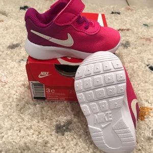 Nike sz 3c